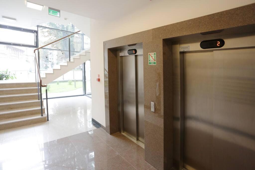 Ekskluzywny Apartament W Centrum Z Balkonem I Parkingiem Cracóvia Exterior foto